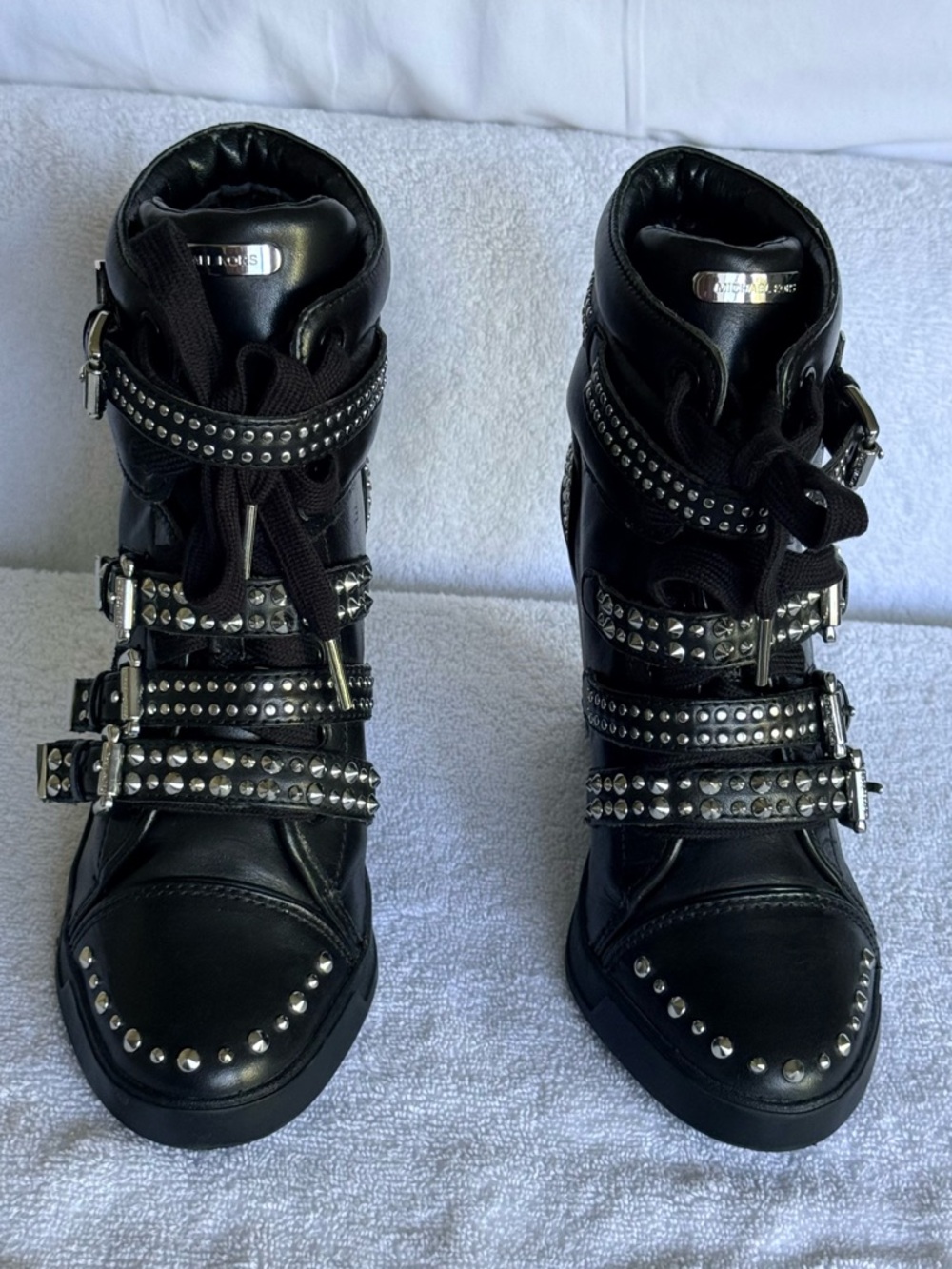 Michael Kors Black Studded booties - Picture 2 of 4